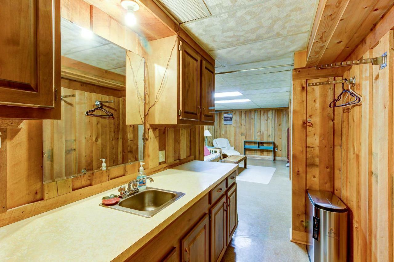 Foothill Cabin Creston Экстерьер фото