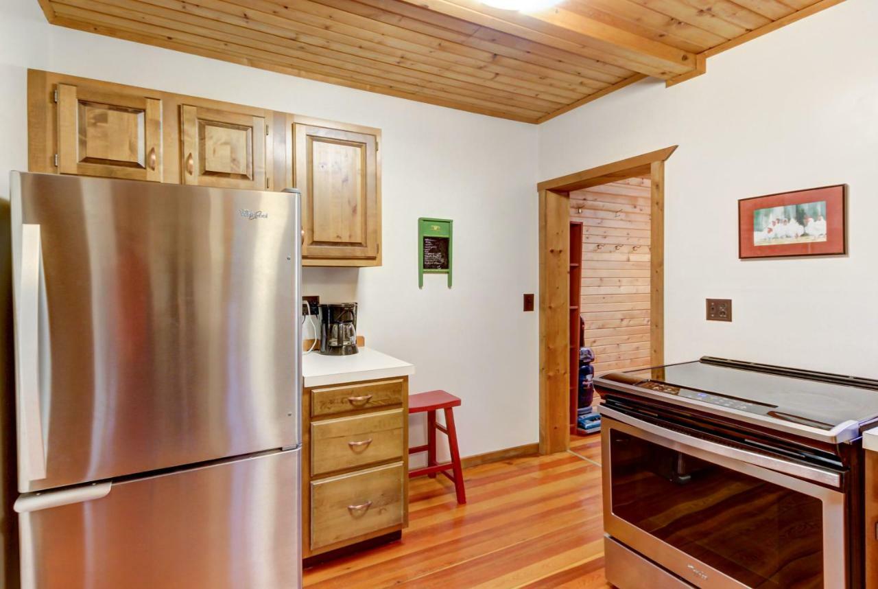 Foothill Cabin Creston Экстерьер фото