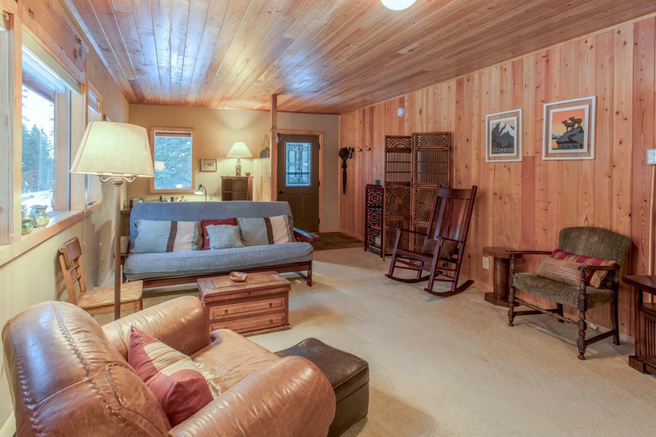 Foothill Cabin Creston Экстерьер фото
